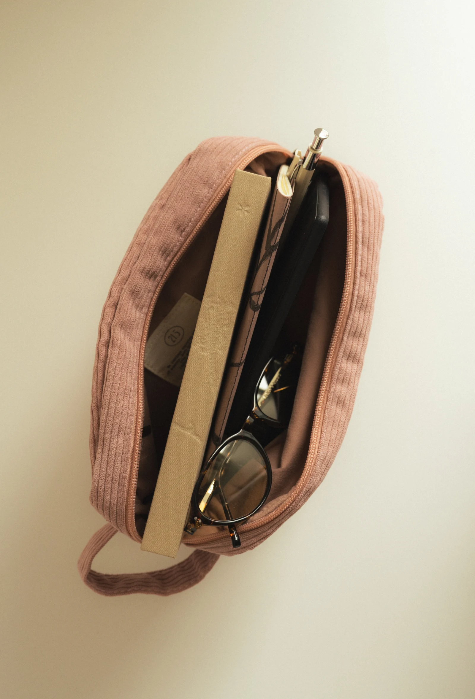 Pouch Pink 02
